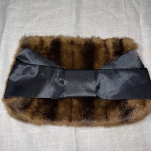 I N C International‎ Concepts Fur Clutch 👛
